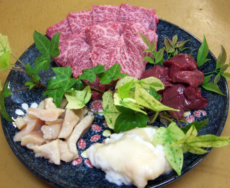 伊賀精肉店